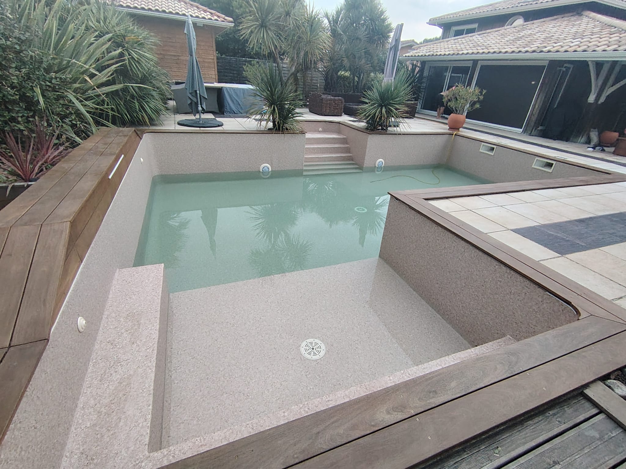 Piscine avant rénovation